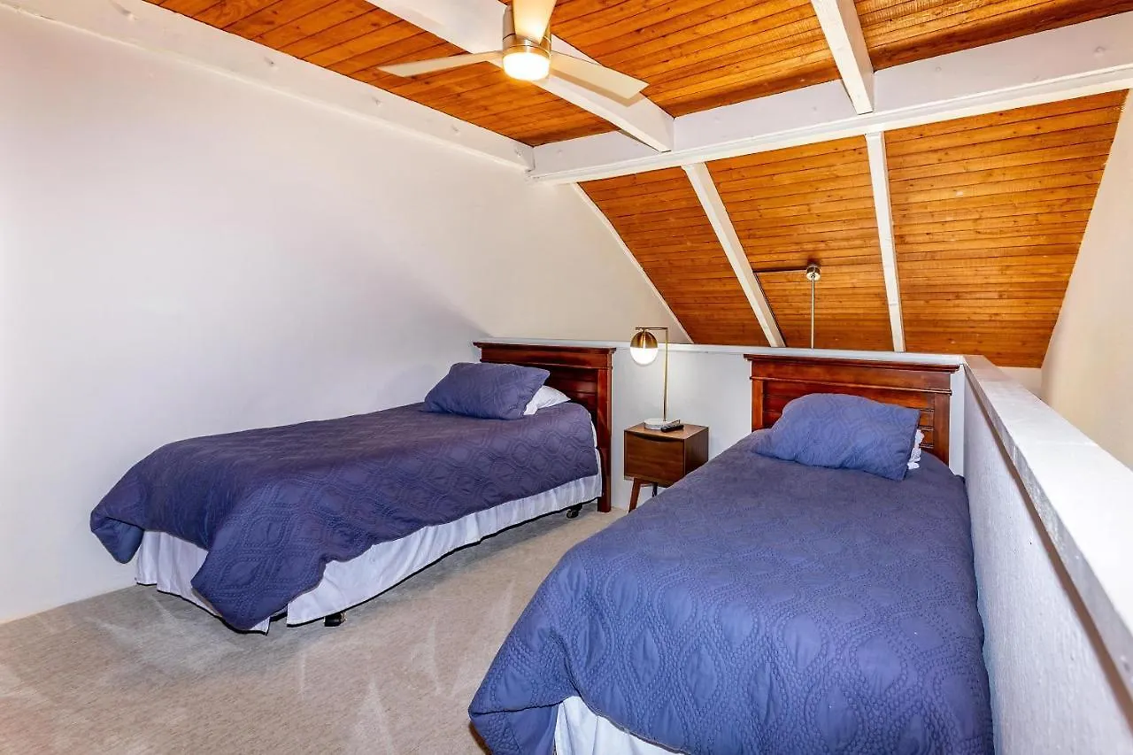 Holiday home Maalaea Banyans 411 - Direct Ocean Front, Ac Villa Wailuku United States